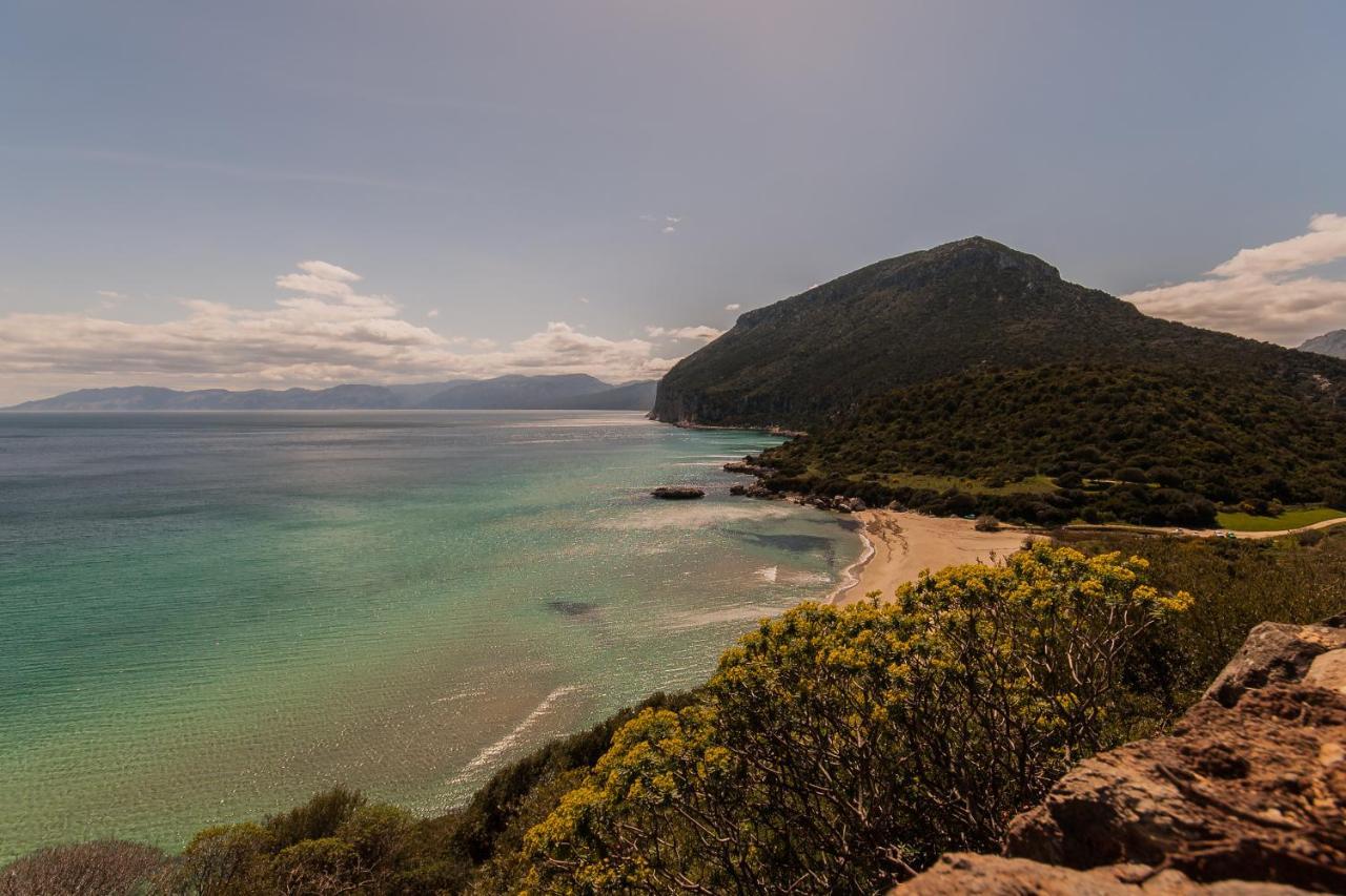 Villa Ginepro Dorgali Exteriör bild